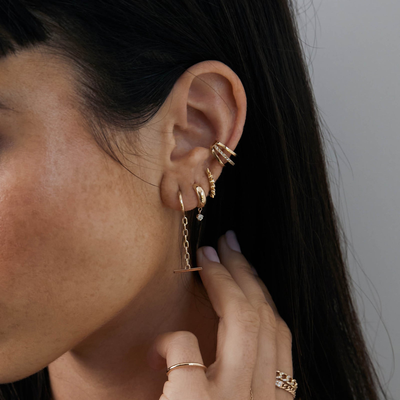Zoë Chicco 14k Gold Spiked Hinge Huggie Hoop Earring – ZOË